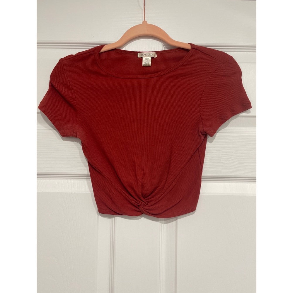 Tillys Crop top